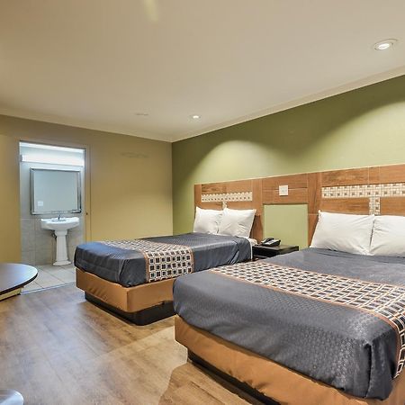 Budgetel Inn And Suites Raleigh Exteriör bild