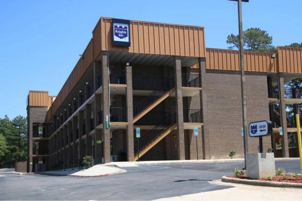 Budgetel Inn And Suites Raleigh Exteriör bild